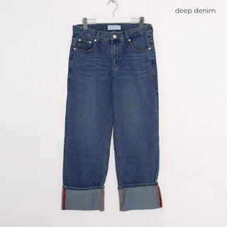 Rolled-up denim pants