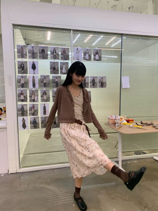 [NEVERSEEZ] Layered Lace Floral Midi Skirt