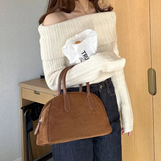 Slit off-shoulder knit