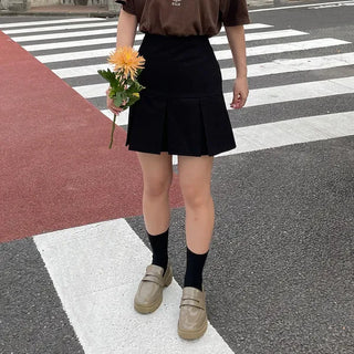 Pleated mini skirt
