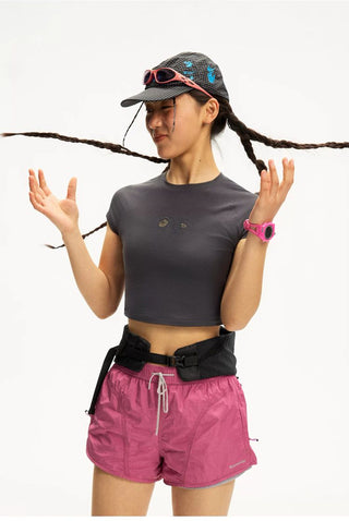 [Monterest] Cutout Embroidery Slim Fit Crop Tee