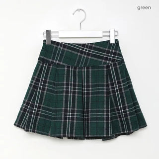 Checked pleated mini skirt