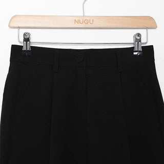 one pintuck daily slacks