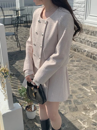 Collarless tweed jacket (2c)