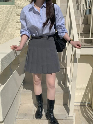 Loose-fit striped shirt