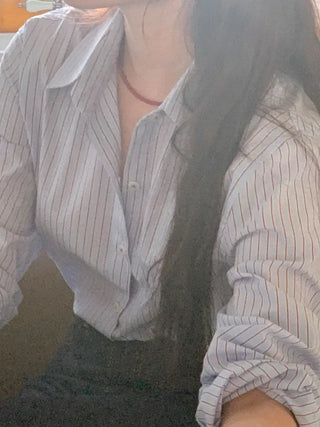 Loose-fit striped shirt