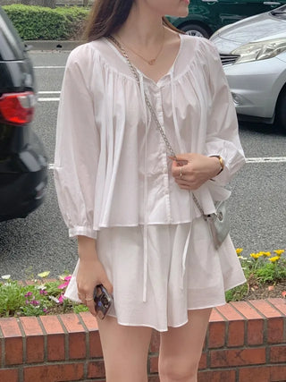 Loose-fitting shirred puff ribbon blouse (2c)
