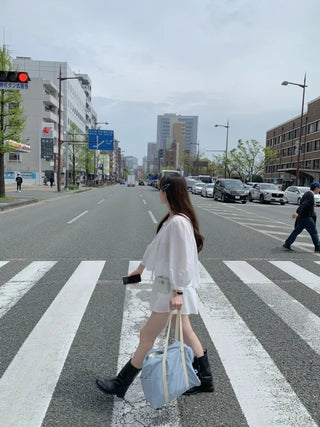 Loose-fitting shirred puff ribbon blouse (2c)