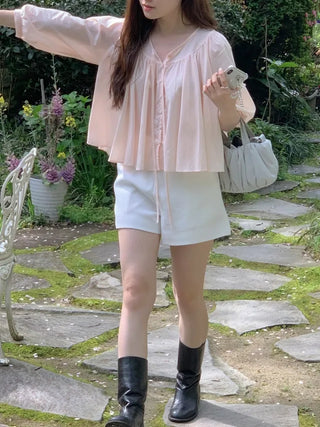 Loose-fitting shirred puff ribbon blouse (2c)