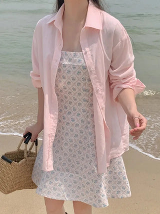 Loose-fitting summer linen shirt