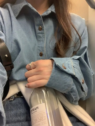 Loose-fit denim shirt