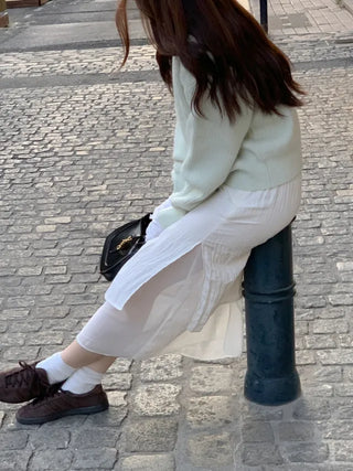 Loose-fit cropped round knit