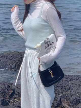 Spandex frill inner turtleneck
