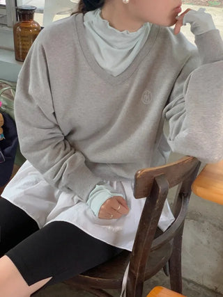 Cropped V-neck loose-fit sweatshirt (4c)