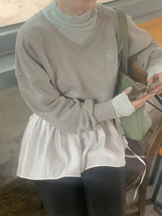 Cropped V-neck loose-fit sweatshirt (4c)