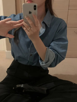 Loose-fit denim shirt