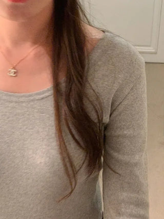 Round U-neck ribbed long-sleeved T-shirt