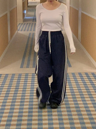 Wide-leg fleece-lined track pants