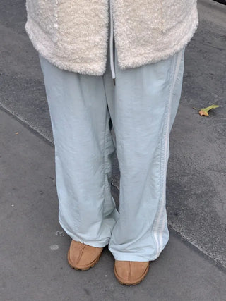 Wide-leg fleece-lined track pants