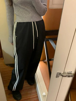 Wide-leg fleece-lined track pants