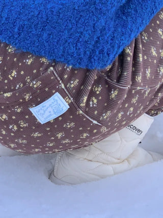 Flower-patterned fleece-lined jogger pants