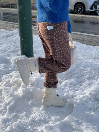 Flower-patterned fleece-lined jogger pants