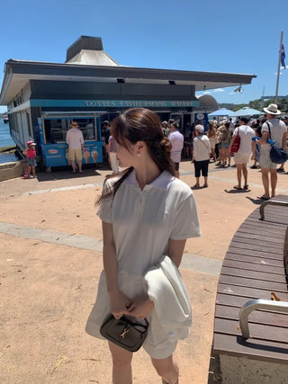 Short-sleeved polo shirt