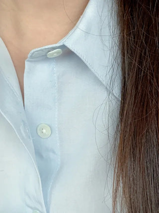 Soft, loose-fitting cotton shirt