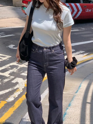 Basic short-sleeved T-shirt