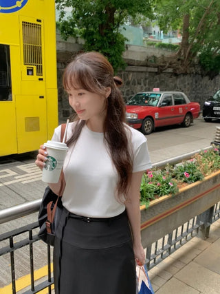 Basic short-sleeved T-shirt