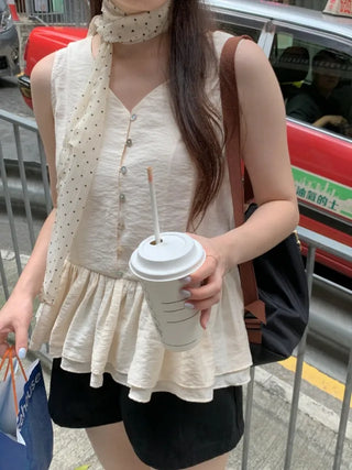 V-neck frill sleeveless blouse
