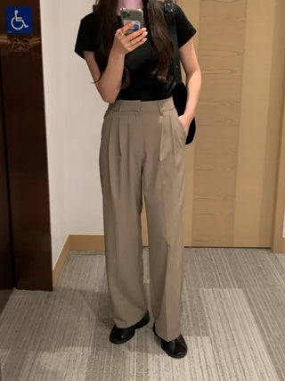 Basic short-sleeved T-shirt