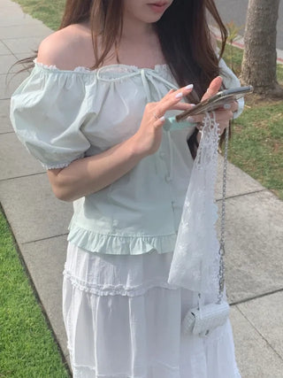 Ribbon lace shirred puff sleeve short blouse