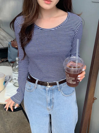 Long-sleeved U-neck ribbed striped T-shirt