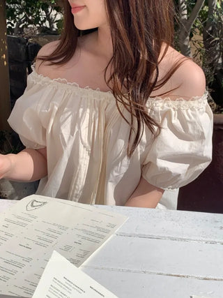 Shirred puff sleeve short-sleeved blouse
