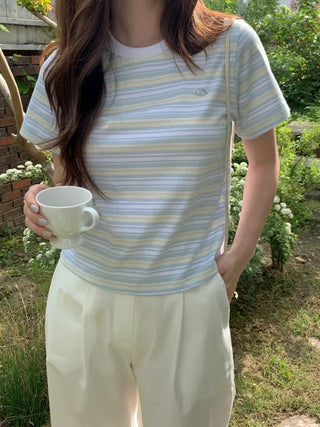 Striped cropped short-sleeved T-shirt