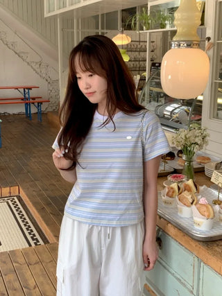 Striped cropped short-sleeved T-shirt