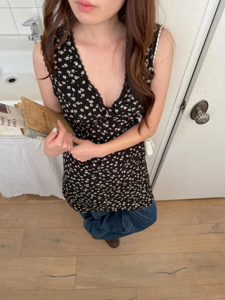 Flower V-neck Ribbon Layered Dress