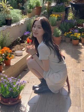 [set] Eyelet punching sleeveless short-sleeved cardigan set