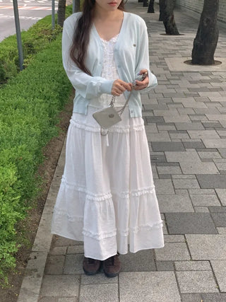 Frilled punched sleeveless layered blouse