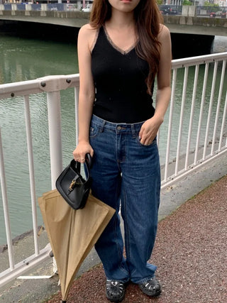 Lace V-neck layered sleeveless top