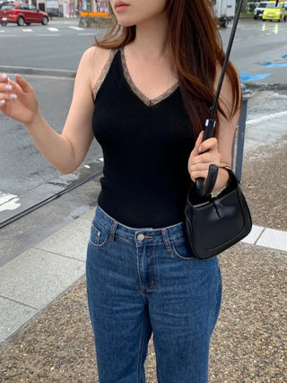 Lace V-neck layered sleeveless top