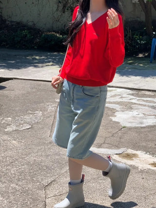 Loose-fitting long-sleeved knit