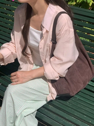 Loose-fit summer shirt