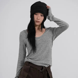 Raon Deep U-Neck Wool Angora Tee