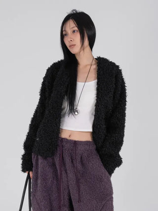 Ano Fluffy Round Buttonless Fur Jacket