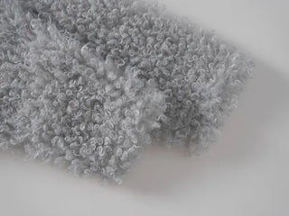 Ano Fluffy Round Buttonless Fur Jacket
