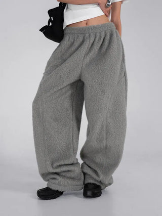 Nor Cut-out Wide Fit Fleece Long Pants
