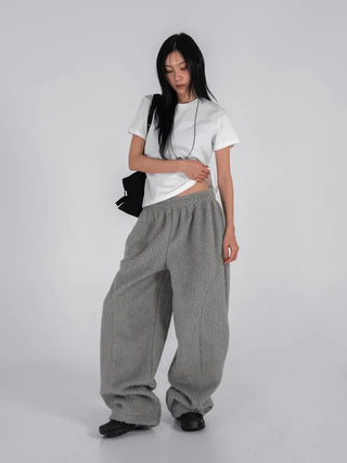 Nor Cut-out Wide Fit Fleece Long Pants