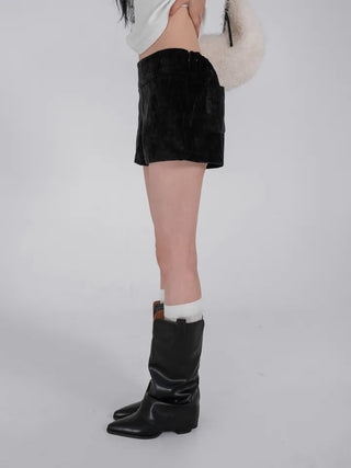 Mar Minimal Elastic Suede Low-Rise Shorts